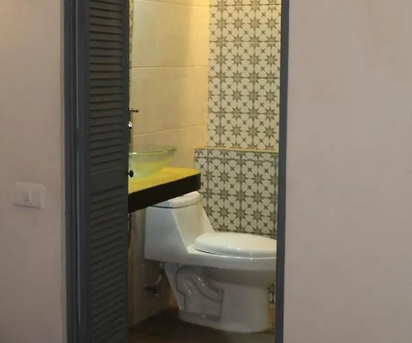 Hotel Plaza Allende 2*