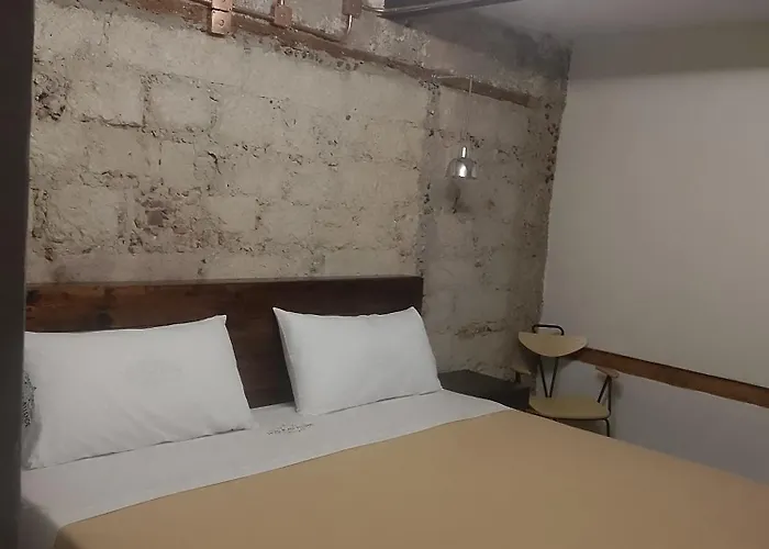 Hotel Plaza Allende 2*